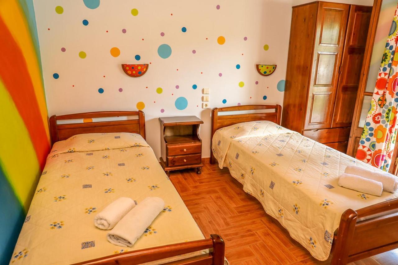 Sunset Studios & Apartments Кукунаріес Екстер'єр фото