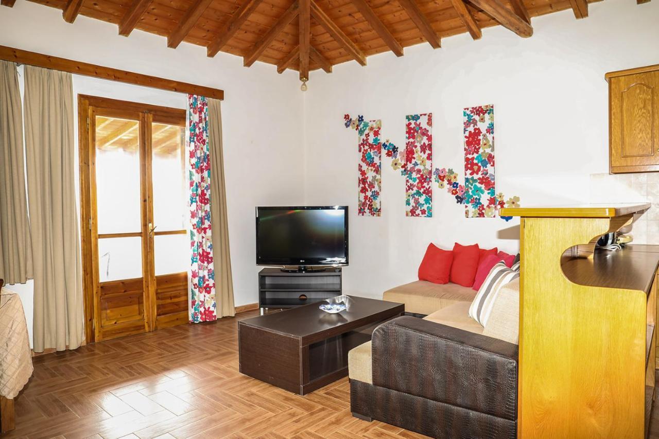 Sunset Studios & Apartments Кукунаріес Екстер'єр фото