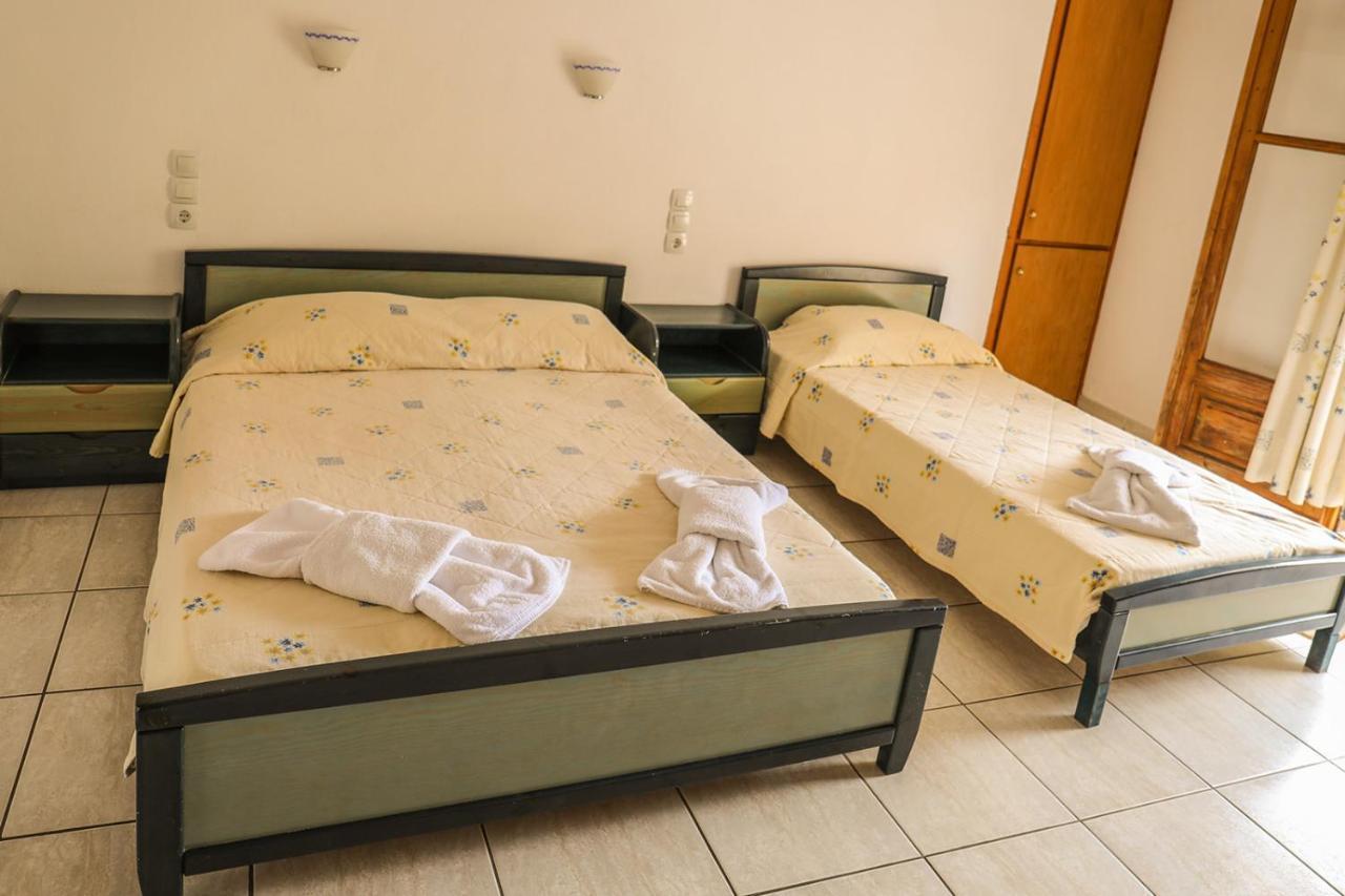 Sunset Studios & Apartments Кукунаріес Екстер'єр фото